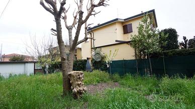 4 LOCALI A FORMIGINE