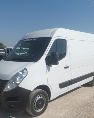 Renault Master furgone medio alto