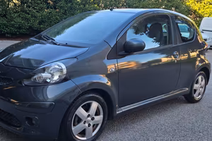 Toyota Aygo 1.0 12V VVT-i 3 porte Sol