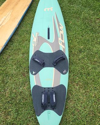 Tavola Windsurf Mistral
