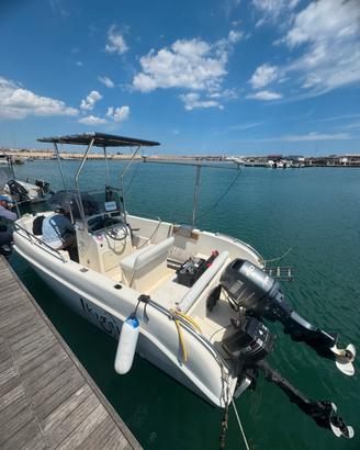 Barca open con fuoribordo Yamaha 40 cv 4 tempi