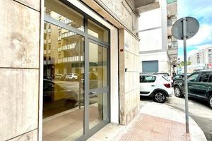 Locale commerciale Via Romagna