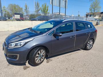 Kia Ceed sw 1.6 eco Dynamic business 110.000 km