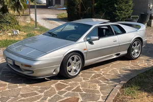Lotus Esprit 2.0i s4s motore nuovo