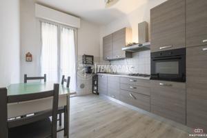 TRILOCALE CON TERMO AUTONOMO