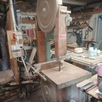 Sega a nastro per legno 380V, usata e funzionante.
