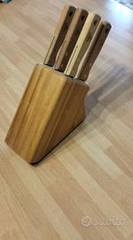 Ceppo con coltelli da cucina marca Tramontana