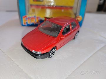 Fiat Bravo 1/43 Burago Bburago Made in Italy 