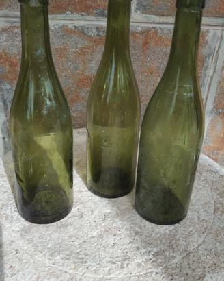 Vecchie bottiglie acqua San Pellegrino 