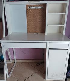 Scrivania bianca Ikea