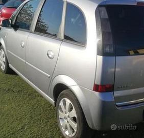 Opel Meriva portellone portiere alzavetri