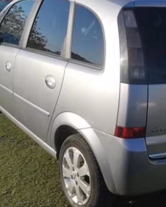 Opel Meriva portellone portiere alzavetri