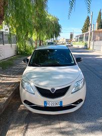 LANCIA YPSILON 1.2 BENZINA – 69 CV