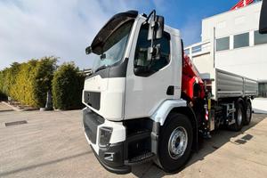 Volvo FE 350 3 assi Fassi 235c e ribaltabile
