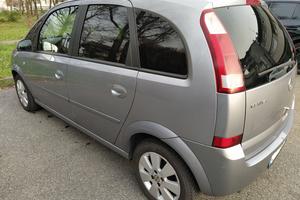 Opel Meriva A 1.6 Benzina 100cv 2003 Allestimento