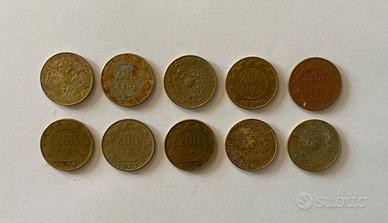 Monete da 200 lire.