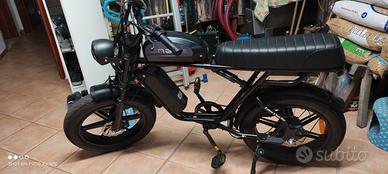 bicicletta elettrica Engwe 