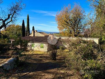 VILLA SINGOLA A CALVI DELL'UMBRIA