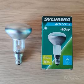 Lampadine a incandescenza e alogene, varie.