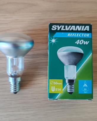 Lampadine a incandescenza e alogene, varie.