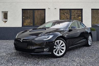 Tesla Model S 75D