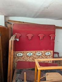Attaccapanni vintage rosso