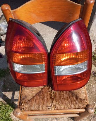 2 Fanali da dietro dx e sx Opel Zafira prima serie