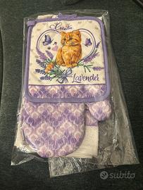 Set guanto da forno, presina e strofinaccio