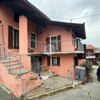 CASA SEMINDIPENDENTE A GIAVENO