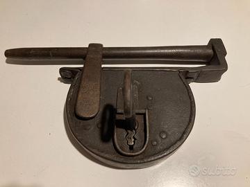 LUCCHETTO ANTICO E RARO