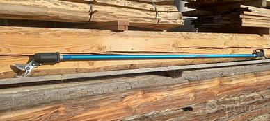 Forbice Lisam ad aria compressa