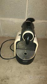 nespresso macchina caffe/cialde guasta