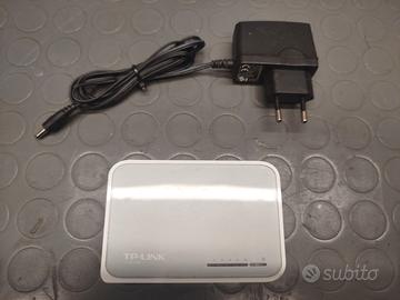 Switch TP-Link 5 Porte 10/100 con Alimentatore