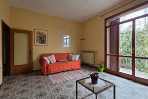 Ampio appartamento a punta marina