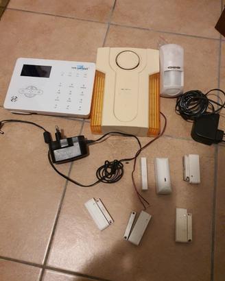 Antifurto wireless gsm con sensori wireless