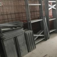 Scaffalatura in alluminio 7.50x2x0.80m