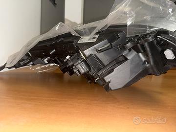 Faro ant sx peugeot 208