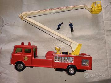 Camion dei vigili del fuoco Snorkel-Rescue F.D.