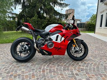 DUCATI PANIGALE V4 R