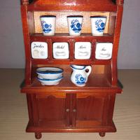 Credenzina giocattolo anni 60, ceramiche vere