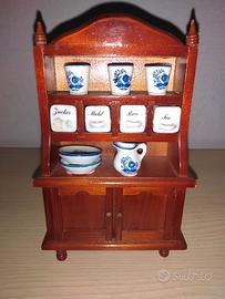 Credenzina giocattolo anni 60, ceramiche vere