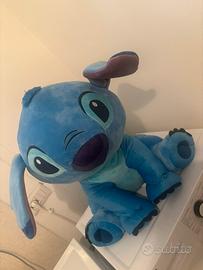 Stitch gigante parlante