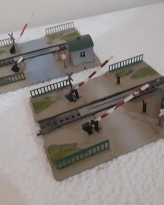 coppia passaggio a livello marklin modellismo ferr