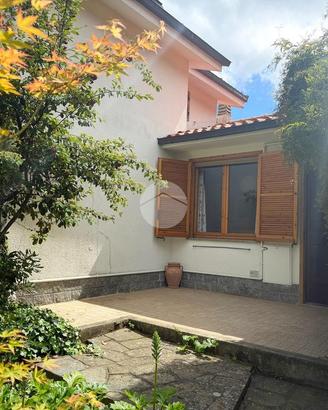 2 LOCALI A DIANO ARENTINO