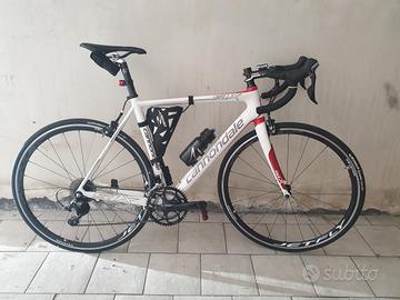 Bicicletta da corsa full carbon