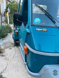 Ape 50
