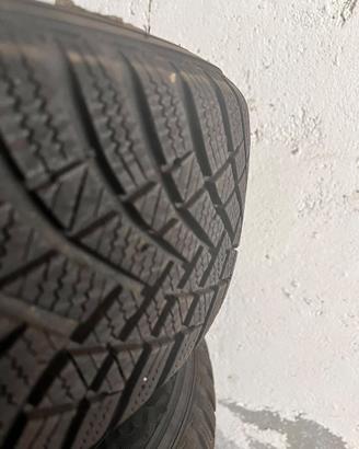 Ruota invernale completa Clio 185/65 r16 88t