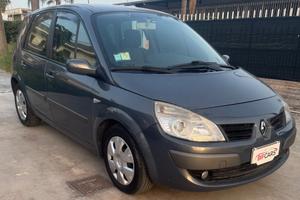 Renault Scenic Scénic 1.9 dCi/130CV Dynamique