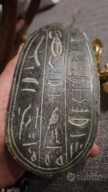 Scarabeo egizio in pietra