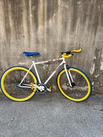 Bici scatto fisso